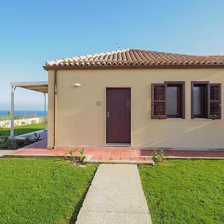 2 Bedroom Stunning In 莫迪卡海滨